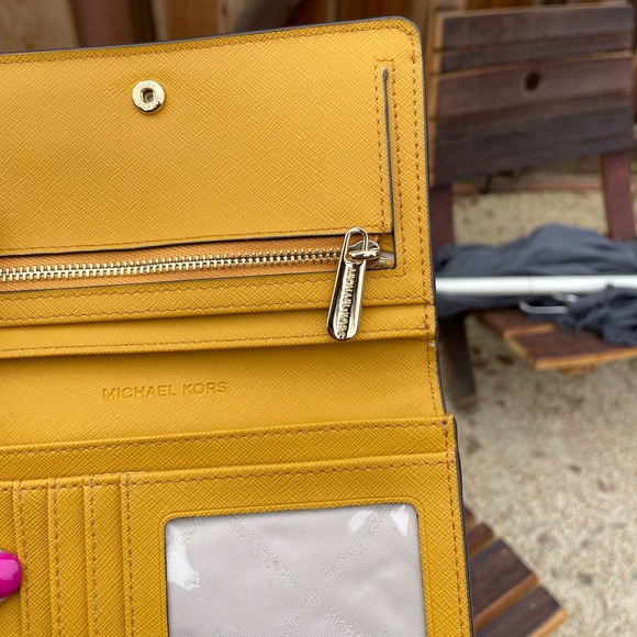 Wallet - Picture 5 of 5